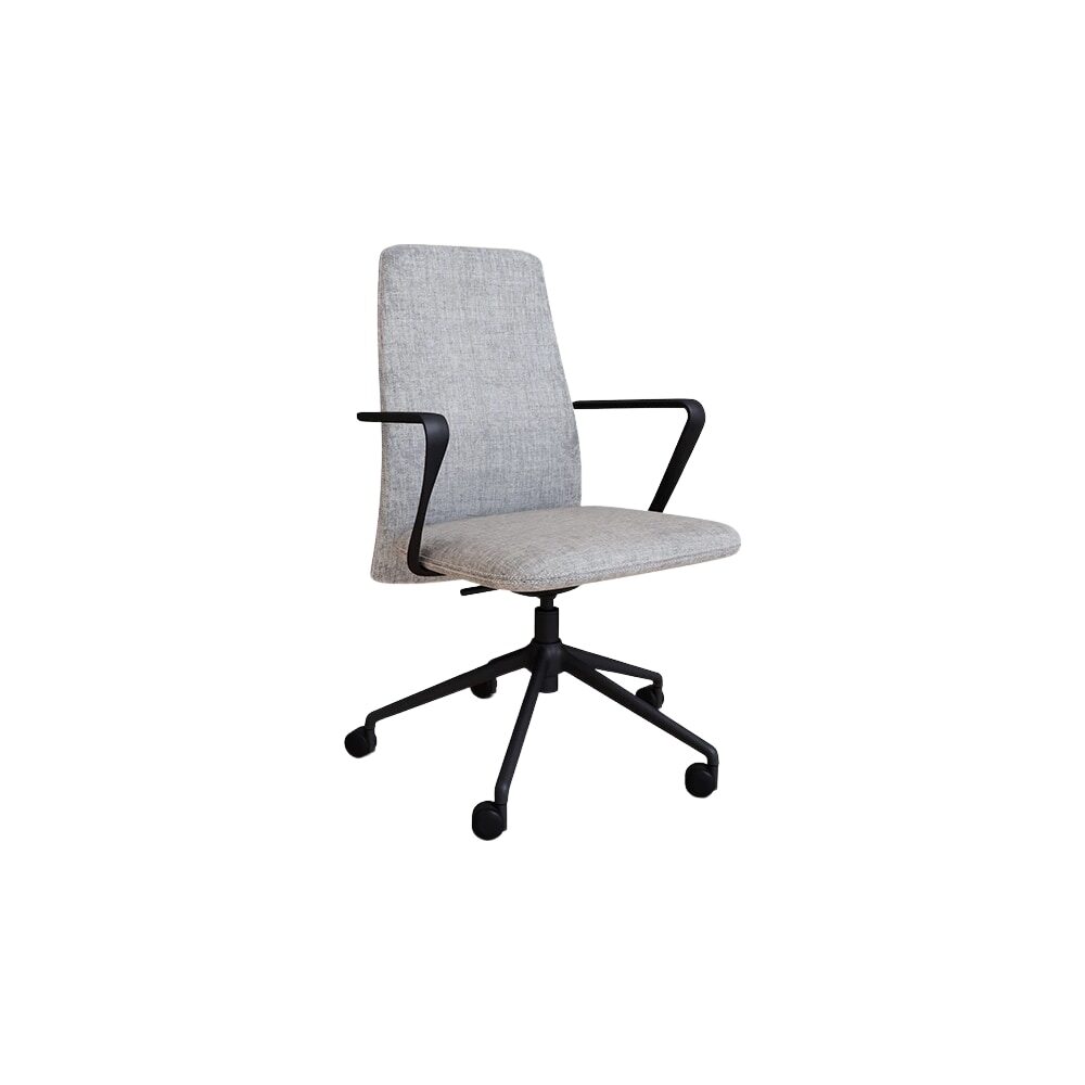 Vela Swivel Chair